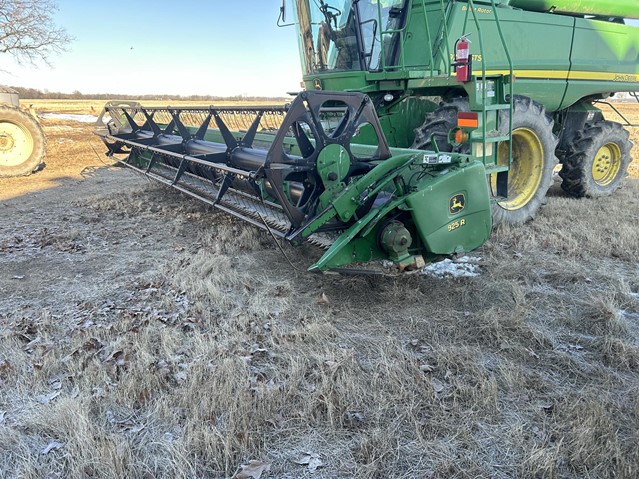2003 JOHN DEERE 925R Harvester Recently Sold